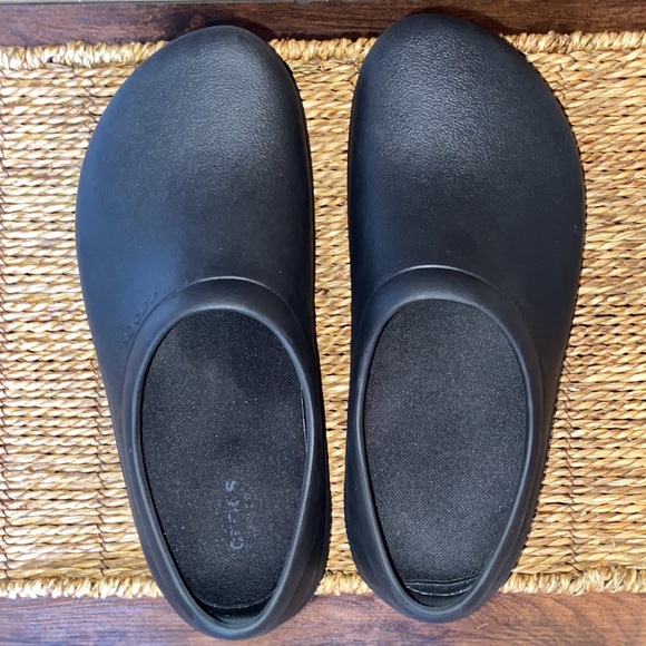 Crocs Unisex-Adult Men's and Women's on The Clock Clog Slip Resistant Work Shoes - Picture 9 of 12